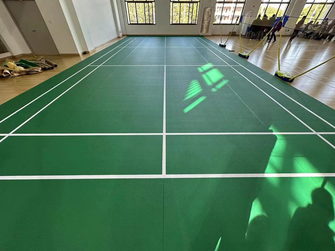 北京石景山與上海寶山羽毛球場(chǎng)地PVC塑膠地板施工順利完成